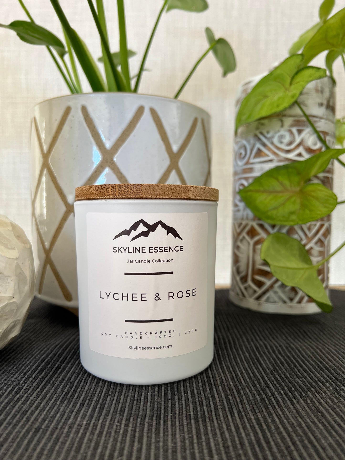 Lychee & Rose- Matte White Jar
