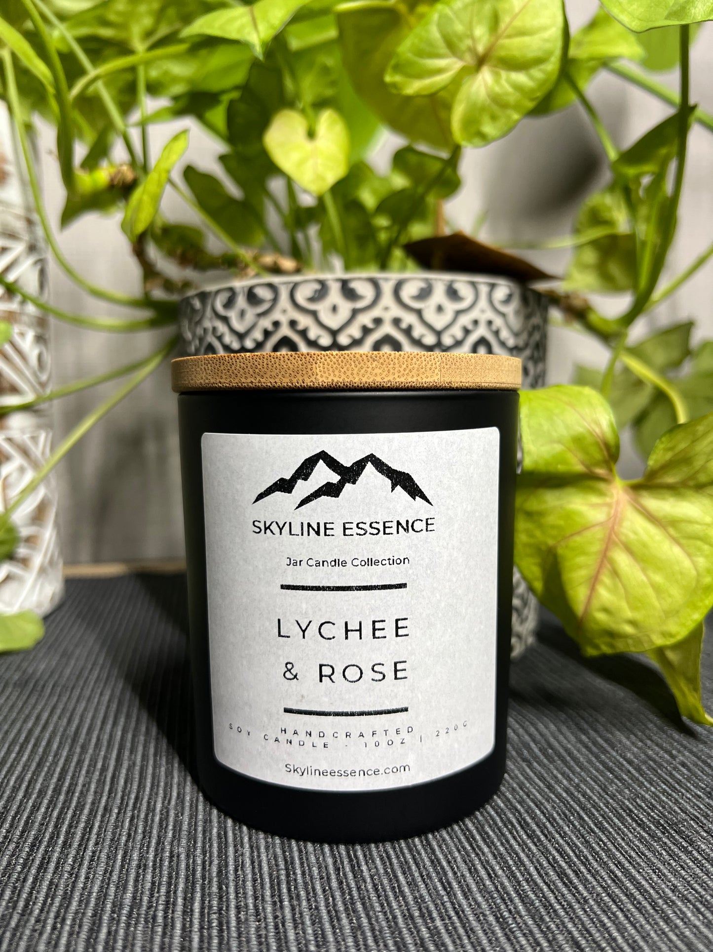 Lychee & Rose- Matte Black Jar
