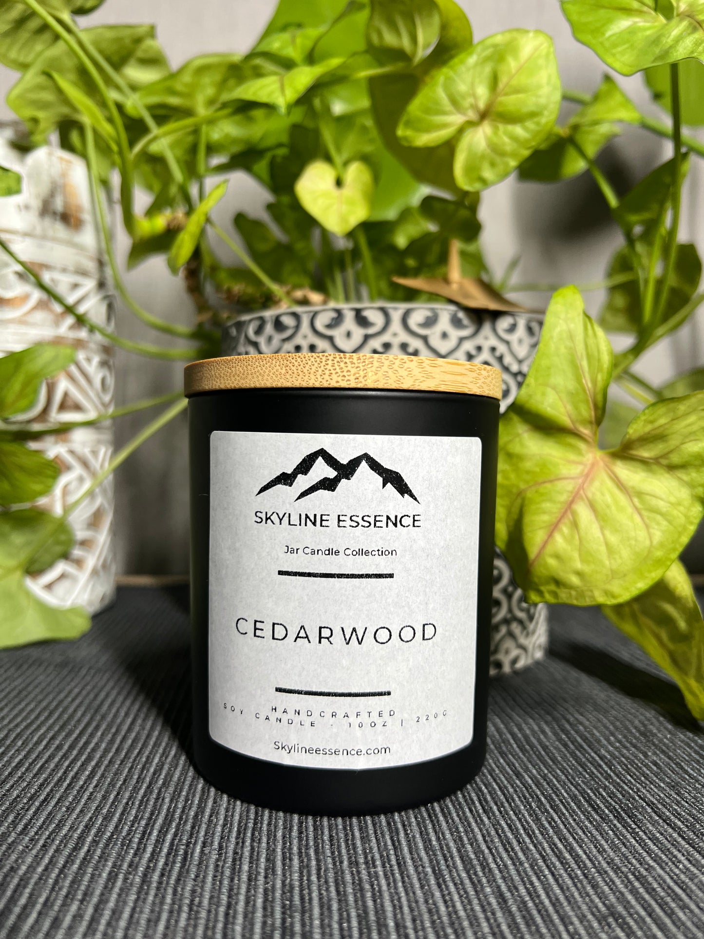 Cedarwood - Matte Black Jar