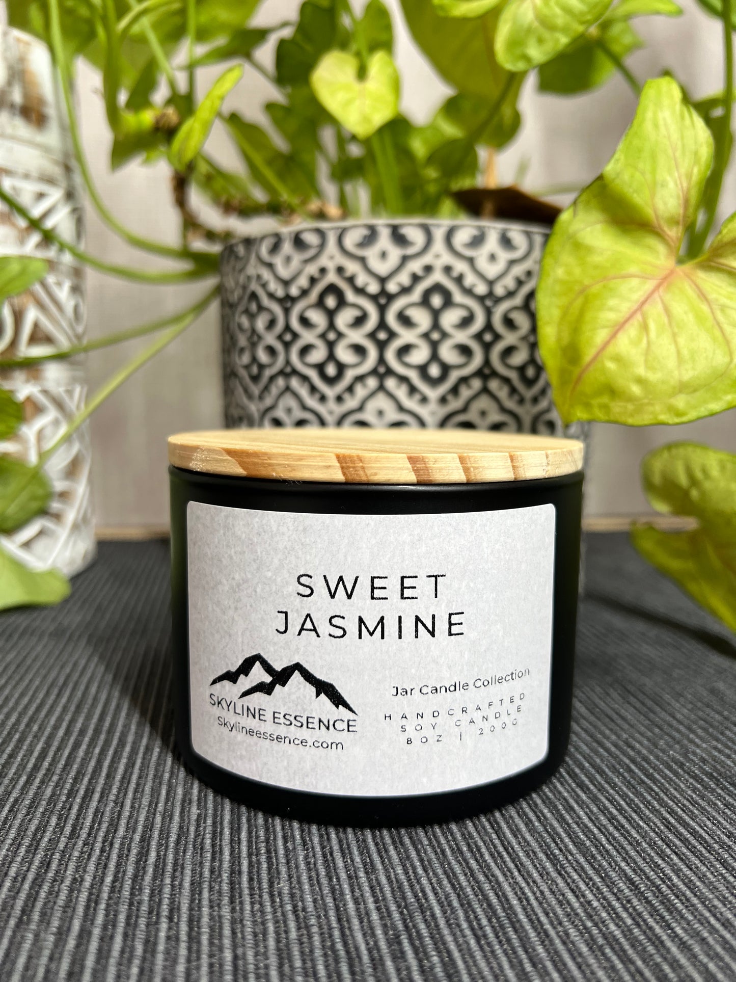 Sweet Jasmine - Matte Black Jar
